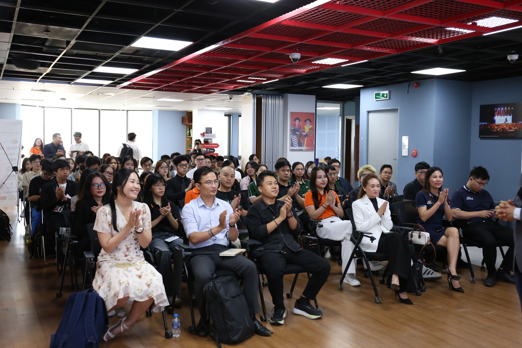 Kỷ niệm tham dự Career Fair của Swinburne Vietnam trong vai trò diễn giả